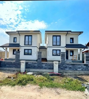 Duplex despartit prin camera tehnica - zona buna - finisaje premium - teren generos - imagine 1