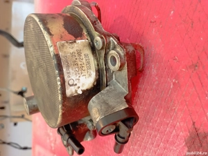 Pompa vacuum 9673836180 2.0 hdi Hybrid RHC (RH02) Peugeot 508 prima generatie [2010 - 2014] - imagine 2