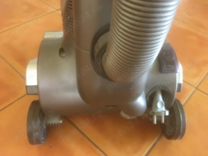 Aspirator vertical cu fir fara sac HOOVER H1 PET 011 - imagine 5