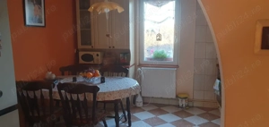 Vând apartament modern, intretinut - imagine 2