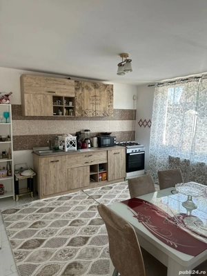 Casă-Vilă de vânzare  - imagine 5