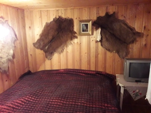 Casa de vacanta zona Zugreni - imagine 5