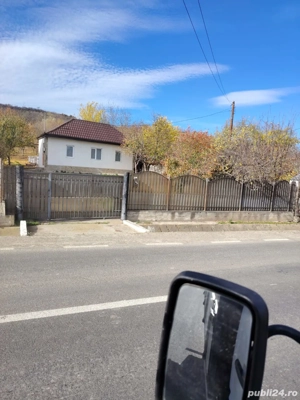 se vinde casa cu teren si livadă 