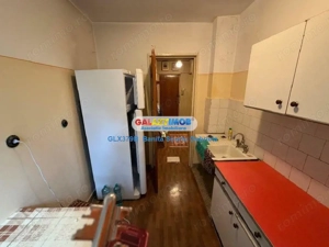 Vanzare apartament 3 camere,dec,etaj 2 din 4 -zona parc IOR - imagine 4