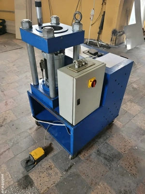 mașina  sertizare furtune  