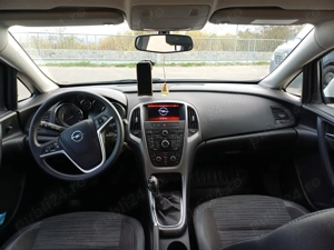 Vând Opel Astra J fab 2019 1.4 140cp - imagine 8