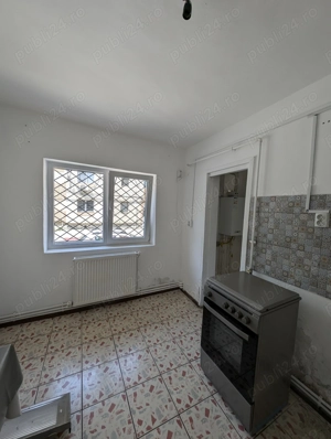 Apartament 2 camere, decomandat, parter, Zimnicea, Teleorman - imagine 4