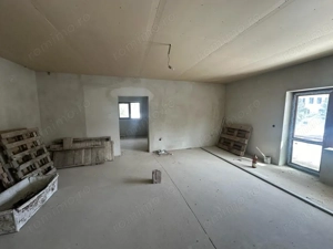 Hotel semifinisat 2300mp utili la Paltinis - imagine 4