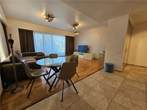Apartament intim cu 2 camere in Bellevue Residence - imagine 8