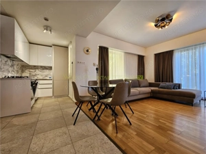 Apartament intim cu 2 camere in Bellevue Residence - imagine 19