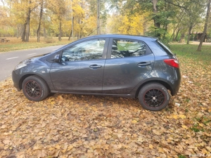 Mazda 2 benzina 1,4 86 CP - imagine 5