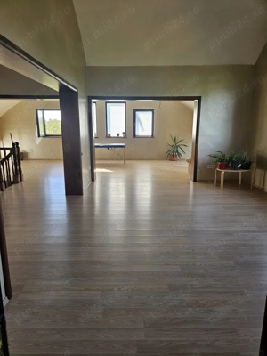 De vanzare   Vila spatioasa P+1+M in orasul Fundulea, judetul Calarasi - imagine 5