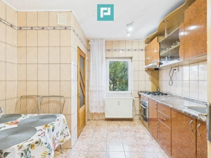 Apartament decomandat cu patru camere de inchiriat