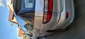 Toyota Previa - imagine 3