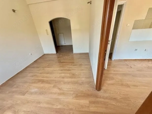 Spatiu comercial de inchiriat in zona Victoriei - imagine 2