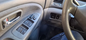 Toyota Previa - imagine 9