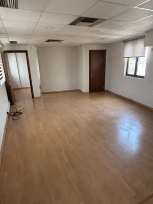 Spatiu comercial de inchiriat in zona Piata Romana - imagine 2