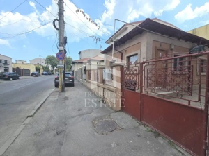 CENTRU- Casa ideala pentru birouri | studio | cabinet | gaz | curte - imagine 19