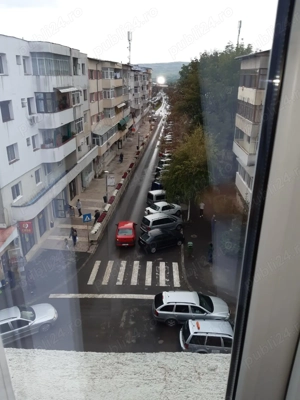 Închiriez apartament cu o camera în orașul Huși central