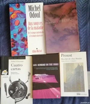 Cărți de vânzare. 