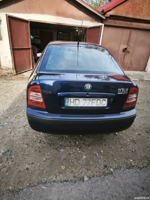vand Skoda Octavia Tour  - imagine 4