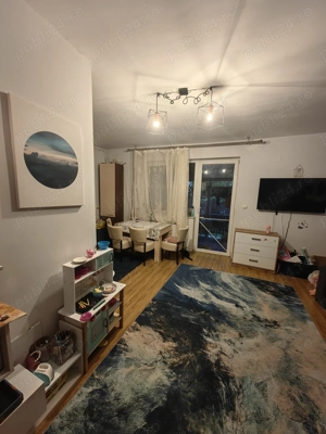 Apartament cu 4 camere + curte interioara (gradina) in Ghiroda - imagine 3