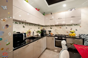 Casa frumoasa de oras pe un singur nivel - imagine 5