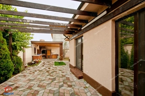 Casa frumoasa de oras pe un singur nivel - imagine 19