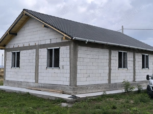 Vând casă noua in Nojorid (la roșu) - imagine 2