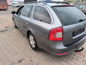 Skoda Octavia 1.4 benzina 122 cp euro 5 - imagine 6