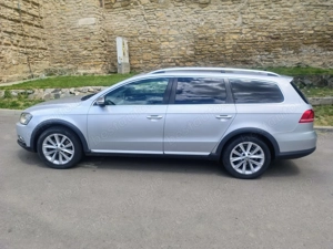 VW Passat Alltrack 2012 - imagine 3