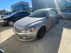 Volkswagen Passat 2.0 TDI DSG   2012   Istoric verificat carVertical, interior crem, DSG - imagine 6