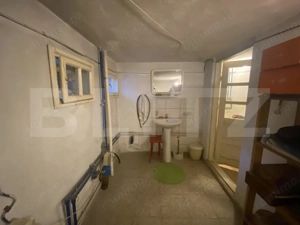 Casă spațioasă 350 mp utili, curte amenajată și garaj - imagine 20