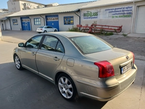 Toyota avensis t25 2.0 benzina - imagine 2