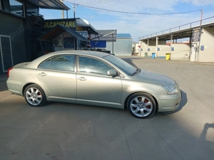 Toyota avensis t25 2.0 benzina - imagine 3