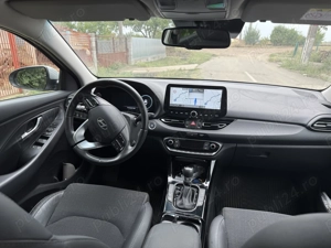 Hyundai i30, Fastback, 2024, rulat 14.000 de km. - imagine 2
