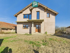 Proprietate impresionantă în Nădab - imagine 3