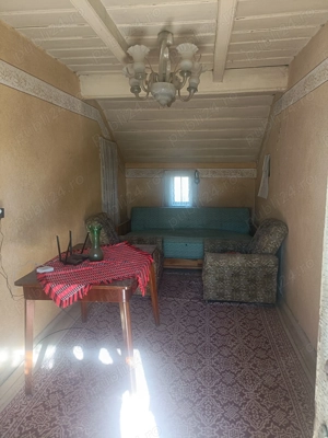 Oaza de liniste:Casa la curte cu gradina mare si teren generos - 8888 mp - imagine 6