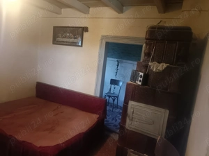 Oaza de liniste:Casa la curte cu gradina mare si teren generos - 8888 mp - imagine 8