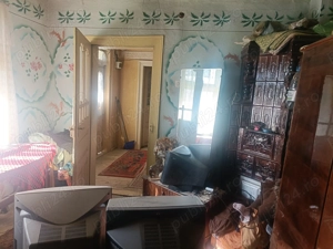 Oaza de liniste:Casa la curte cu gradina mare si teren generos - 8888 mp - imagine 9