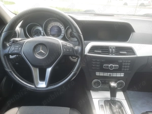 Mercedes-Benz C220, berlină, automatic, climatronic, piele, NAVI color