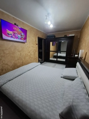 Vand apartament 3 camere