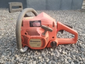 Drujba husqvarna 137 