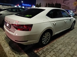 Vand Skoda Superb hybrid - imagine 4