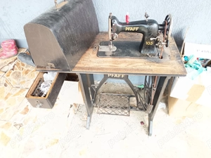 Mașină de cusut PFAFF 103 foarte bună 