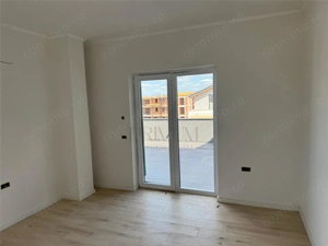 GIROC - 4 CAM - 2 BAI - LOC PARCARE - INCALZIRE IN PARDOSEALA - BLOC NOU - imagine 3