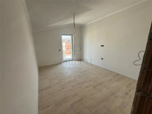 GIROC - 4 CAM - 2 BAI - LOC PARCARE - INCALZIRE IN PARDOSEALA - BLOC NOU - imagine 7