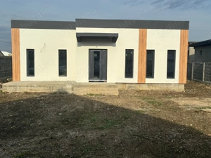 OCAZIE ! Casă de vânzare în Șimian ! 