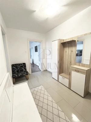 CENTRAL - 3 CAM - CENTRALA A.C - 2 BALCOANE - BOXA - ANVELOPAT - ZONA DE INTERES - imagine 4