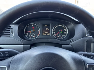 Volkswagen Jetta 2.0 TDI DSG Highline - imagine 6